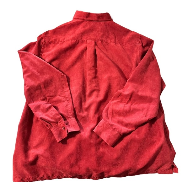 Croft & Barrow women's XL red suede like long sleeve button down shirt - Picture 3 of 4
